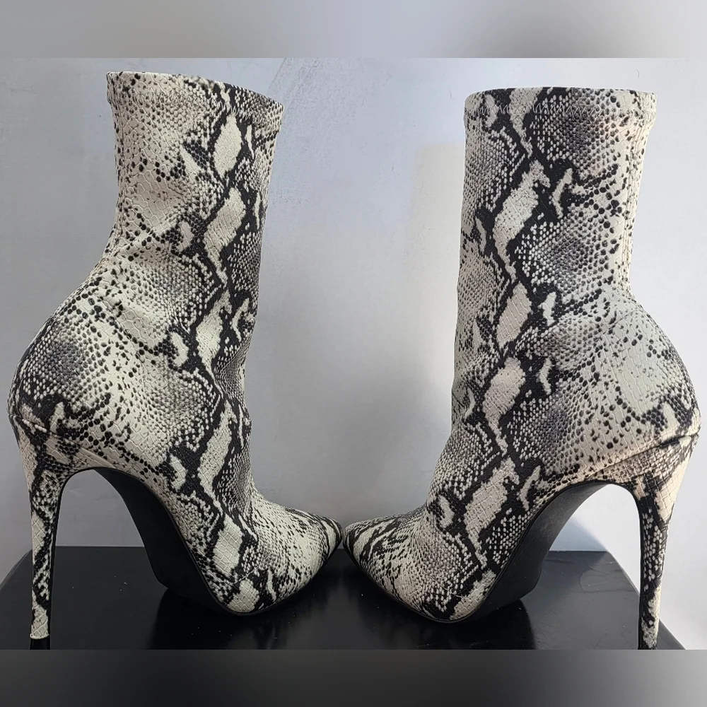BRAND NEW Steve Madden Daffy Snakeskin Ankle Boots Stiletto Heel Pointed Toe 6.5 - Picture 5 of 16